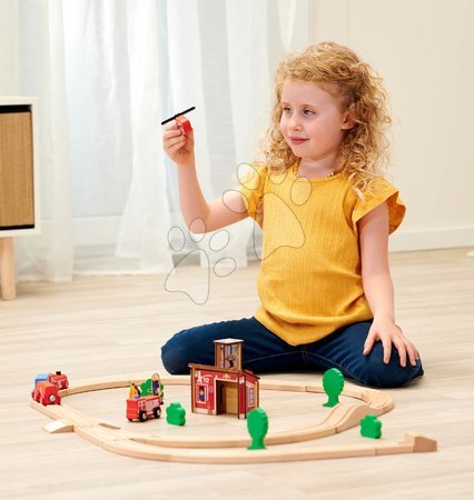 Trains en bois et rails - Train en bois avec une caserne de pompiers, ensemble Firestation Eichhorn - 7