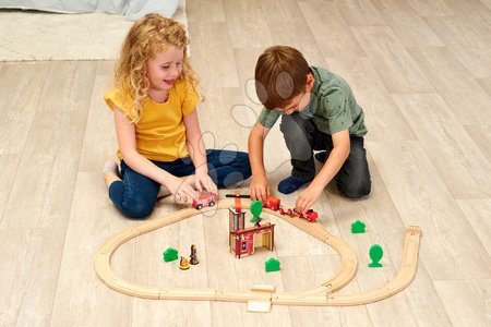 Trains en bois et rails - Train en bois avec une caserne de pompiers, ensemble Firestation Eichhorn - 9