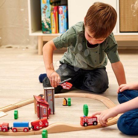 Trains en bois et rails - Train en bois avec une caserne de pompiers, ensemble Firestation Eichhorn - 13