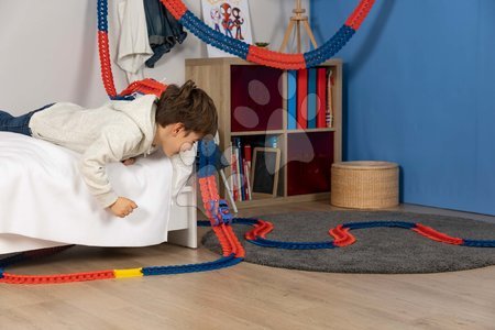 Autodráhy - Flexibilní autodráha Spidey Marvel Flextrem Set Smoby - 14