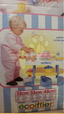 Domečky pro panenky - Přebalovací stůl pro panenku Nursery Écoiffier - 1