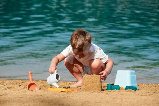 Outdoor toys and games | Page 3 - Bucket set with watering can Hrad Sand Castle Beach Écoiffier_1