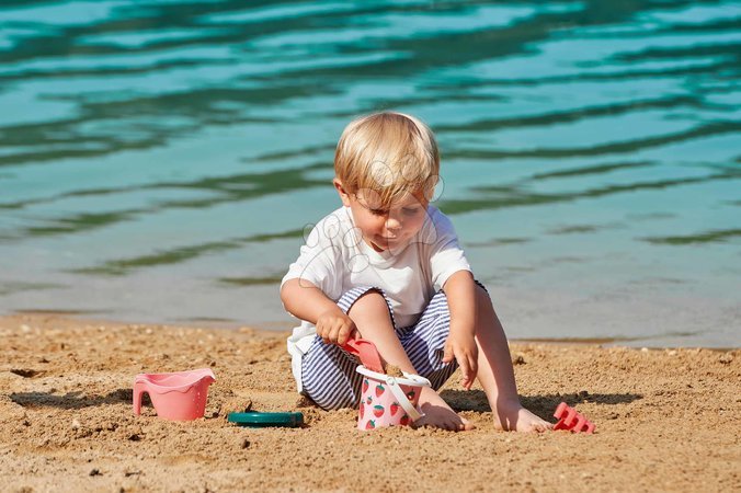 Sand buckets - Strawberry Bucket Beach Set with Watering Can Écoiffier - 2