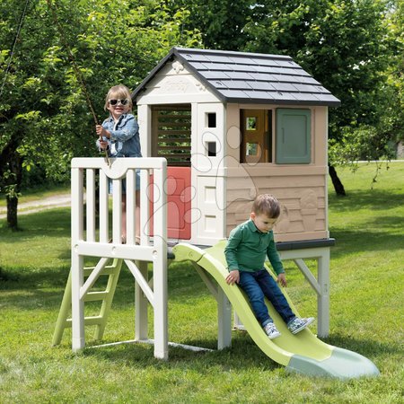 Kleine Spielhäuser für Kinder - Spielhaus auf Säulen mit 1,5 m Rutsche mit Wasserfontäne House On Stilts Life Smoby - 1