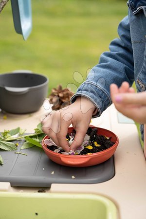 Kleine Spielhäuser mit Rutsche - Spielhaus mit Küche und Garten Friends House Life Smoby - 32