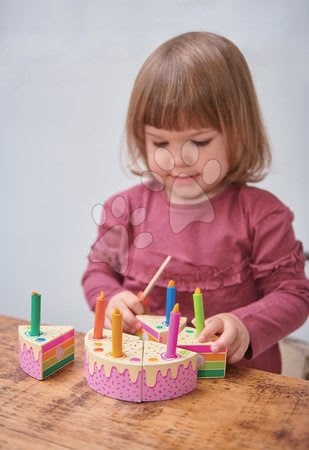 Wooden play kitchens - Wooden cake with strawberry Rainbow Birthday Cake Tender Leaf Toys - 4