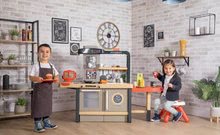 Kuchyňky pro děti sety - Set restaurace s elektronickou kuchyňkou Chef Corner Restaurant Smoby s kočárkem pro dvě panenky DeLuxe Maxi Cosi&Quinny Grey_59