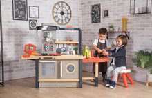 Kuchyňky pro děti sety - Set restaurace s elektronickou kuchyňkou Chef Corner Restaurant Smoby s kočárkem pro dvě panenky DeLuxe Maxi Cosi&Quinny Grey_60
