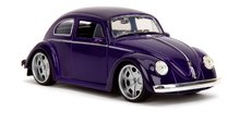 Modely - Autko Volkswagen Beetle Hollywood Rides Jada metalowe z otwieranymi drzwiami i figurką Wednesday 1:24_9