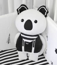 Păpușă din metrial textil Koala Bamboo toT's smarTrike Black&White de la 0 luni