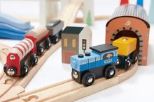 Dřevěné vláčky a vláčkodráhy - Dřevěná vláčkodráha vysokohorská Mountain View Train Set Tender Leaf Toys cesta kolem světa přes města a hory 58 dílů a doplňky_3