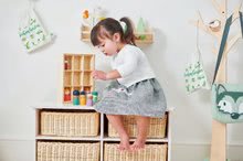 Dětský dřevěný nábytek - Dřevěná skříňka se zajíčkem Bunny Storage Unit Tender Leaf Toys se 4 odkládacími koši z úpletu_1